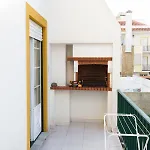 Waters House - Feel At Ir Our Sea *