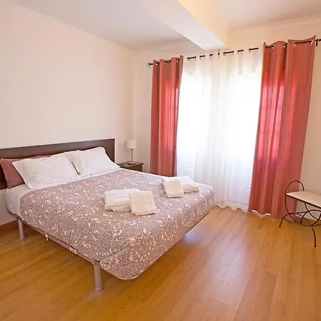 Waters House - Feel At Ir Our Sea * Peniche