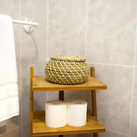 Waters House - Feel At Ir Our Sea Peniche