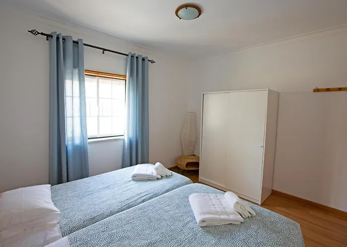 Waters House - Feel At Ir Our Sea * Peniche